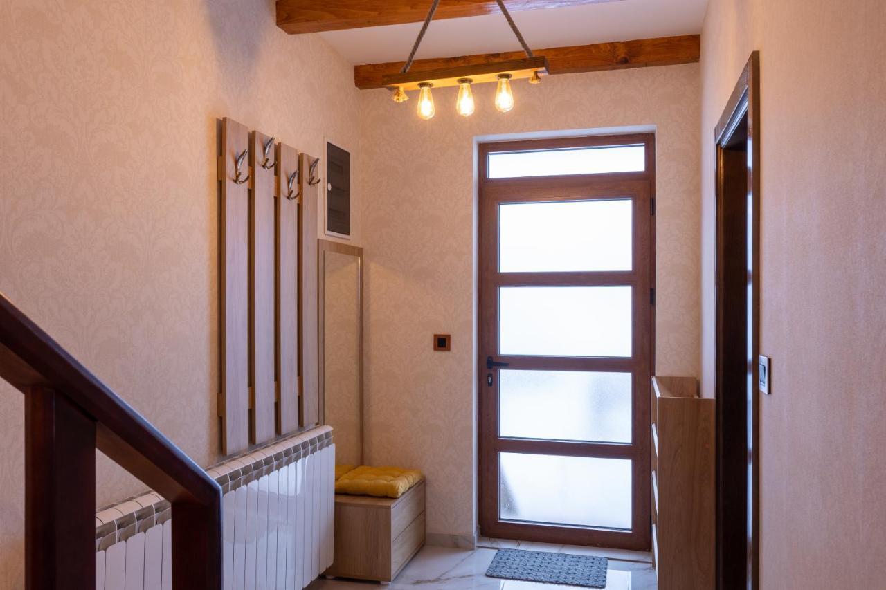 Vila Hanovi Zabljak エクステリア 写真